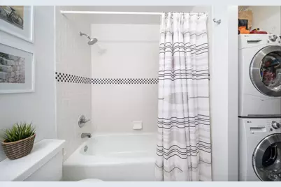 205 10th St #7W, Jersey City, NJ 07302 - Photo 9