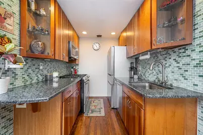 205 10th St #7W, Jersey City, NJ 07302 - Photo 3