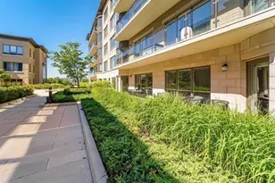 100 Eton Row, Weehawken, NJ 07086 - Photo 37