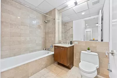 4 Beacon Way #211R, Jersey City, NJ 07304 - Photo 9