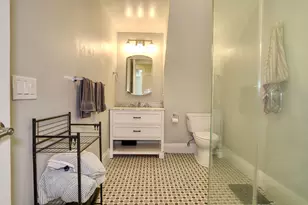 627 Washington St, Hoboken, NJ 07030 - Photo 9