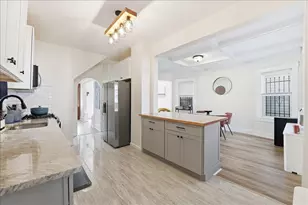 140 Pearsall Ave, Jersey City, NJ 07305 - Photo 11