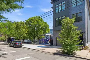 366 Whiton St, Jersey City, NJ 07304 - Photo 33