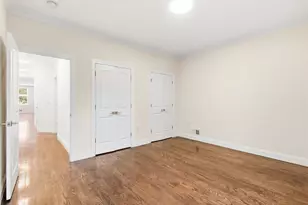 366 Whiton St, Jersey City, NJ 07304 - Photo 15