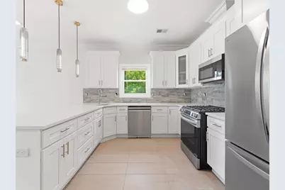 366 Whiton St #1, Jersey City, NJ 07304 - Photo 3