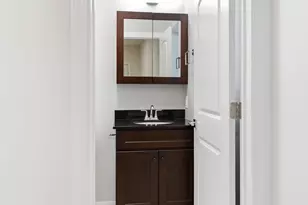 366 Whiton St, Jersey City, NJ 07304 - Photo 25
