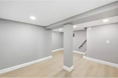139 West 51st St, Bayonne, NJ 07002 - Photo 9