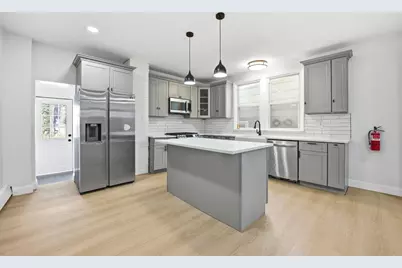 139 West 51st St, Bayonne, NJ 07002 - Photo 3