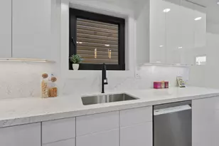 99 Van Horne St, Jersey City, NJ 07304 - Photo 3
