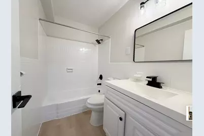 1225 Kennedy Blvd #2I, Bayonne, NJ 07002 - Photo 5