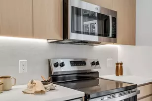 301 West Side Ave, Jersey City, NJ 07306 - Photo 11