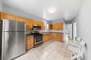 320 14th St, Union City, NJ 07087 - Photo 5