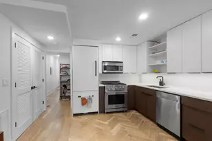 13 Britton St, Jersey City, NJ 07306 - Photo 7
