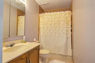 807 Harmon Cove Tower, Secaucus, NJ 07094 - Photo 15