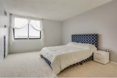 807 Harmon Cove Tower #807, Secaucus, NJ 07094 - Photo 11
