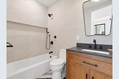 15 Manhattan Ave #201, Jersey City, NJ 07307 - Photo 13