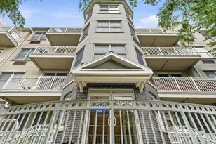 4 Constellation Pl, Jersey City, NJ 07305 - Photo 31