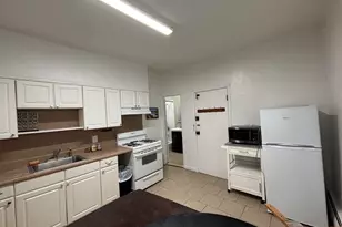 66 Cottage St, Bayonne, NJ 07002 - Photo 3