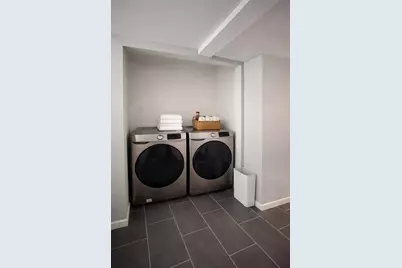 48 Danforth Ave, Jersey City, NJ 07305 - Photo 17