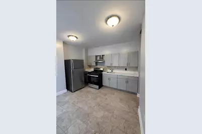 138 Bayview Ave, Jersey City, NJ 07305 - Photo 11