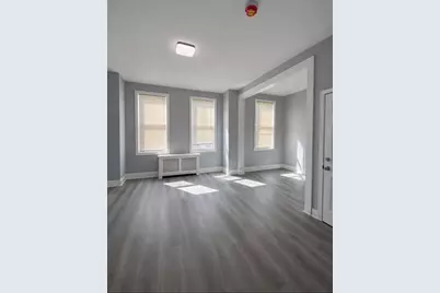 138 Bayview Ave, Jersey City, NJ 07305 - Photo 9
