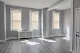 138 Bayview Ave, Jersey City, NJ 07305 - Photo 9