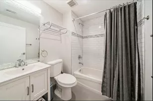 126 Delaware Ave, Jersey City, NJ 07306 - Photo 11