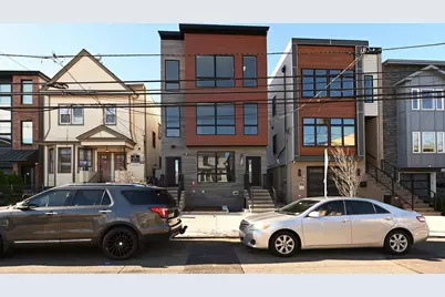 99B Thorne St #B2, Jersey City, NJ 07307 - Photo 1