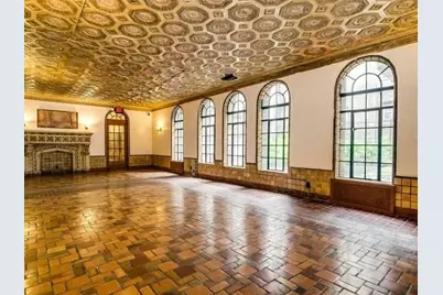131 Kensington Ave #E2, Jersey City, NJ 07304 - Photo 9