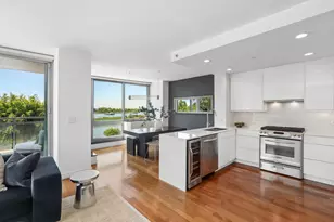 25 Hudson St, Jersey City, NJ 07302 - Photo 13