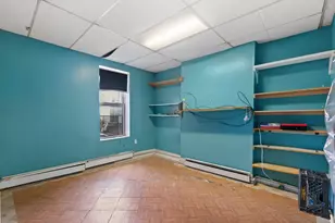 24 Cottage St, Jersey City, NJ 07306 - Photo 17