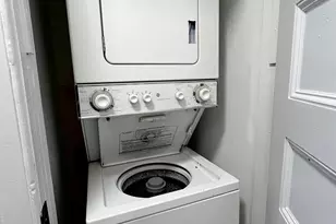 183 Montgomery St, Jersey City, NJ 07302 - Photo 11