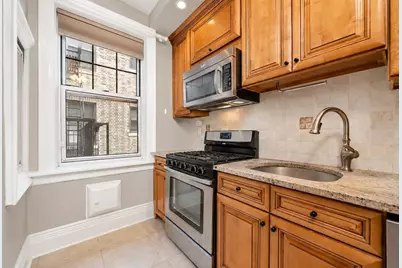 1000 Hudson St #406, Hoboken, NJ 07030 - Photo 9