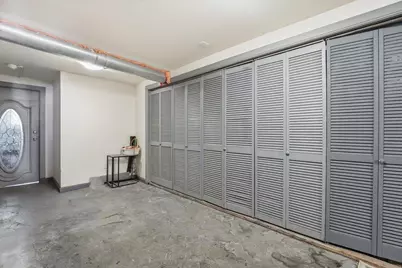 386 Bergen Ave, Jersey City, NJ 07304 - Photo 17