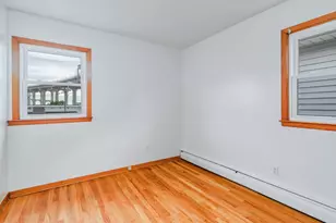 180 W 3rd St, Bayonne, NJ 07002 - Photo 9
