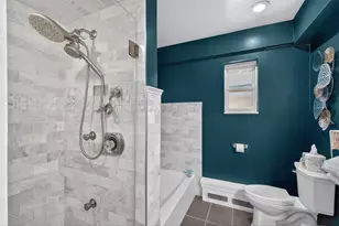 795 Avenue C, Bayonne, NJ 07002 - Photo 17