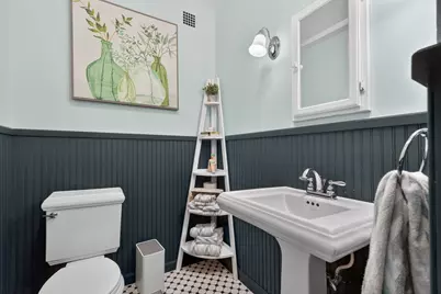 795 Avenue C #202, Bayonne, NJ 07002 - Photo 13