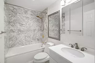 206 Shearwater Ct W, Jersey City, NJ 07305 - Photo 13