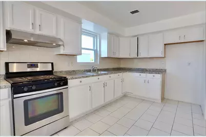6207 Newkirk Ave #2, North Bergen, NJ 07047 - Photo 11