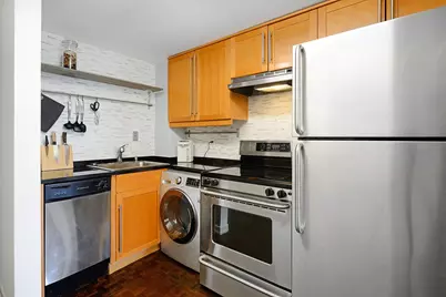 212 9th St #4B, Jersey City, NJ 07302 - Photo 3