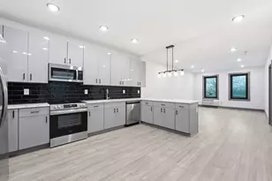 531 32nd St, Union City, NJ 07087 - Photo 1