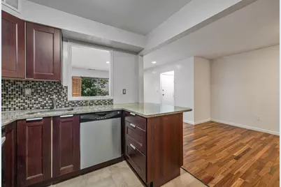 6409 Liberty Ave #I1, North Bergen, NJ 07047 - Photo 17