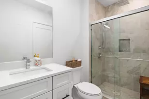 139 Sherman Pl, Jersey City, NJ 07307 - Photo 17