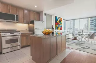 20 Newport Pkwy, Jersey City, NJ 07310 - Photo 3