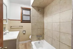 98 W 47th St, Bayonne, NJ 07001 - Photo 19