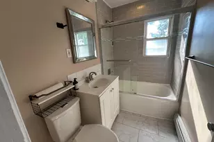 777 Oakwood Ln, Ridgefield, NJ 07657 - Photo 9