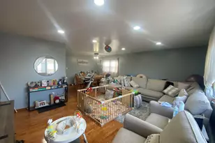160 W 18th St, Bayonne, NJ 07002 - Photo 5