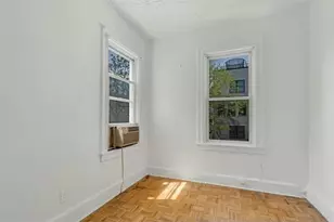17 Hancock Ave, Jersey City, NJ 07307 - Photo 5