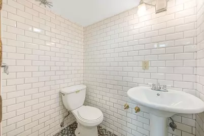 258 Woodlawn Ave, Jersey City, NJ 07305 - Photo 29