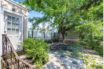 258 Woodlawn Ave, Jersey City, NJ 07305 - Photo 25